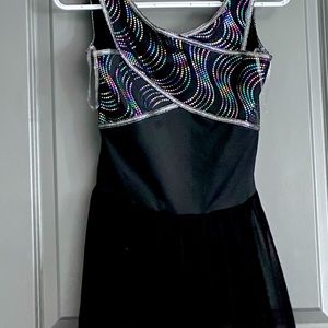 Black cute girl’s Leotard for dancing events very stretchy and skirt included